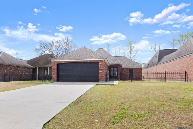 41073 Garden Ct, Gonzales, LA 70737