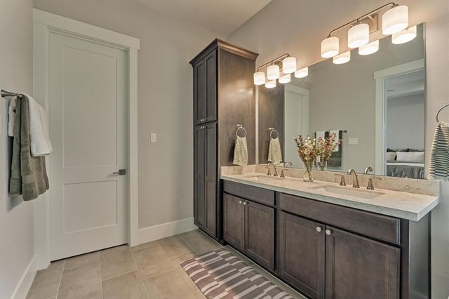 62 Dobbs View Lane, Spring, TX 77389