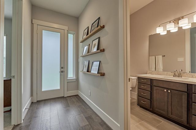 62 Dobbs View Lane, Spring, TX 77389