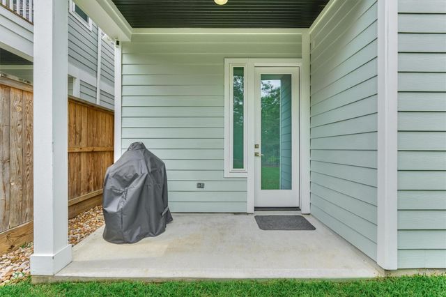 62 Dobbs View Lane, Spring, TX 77389