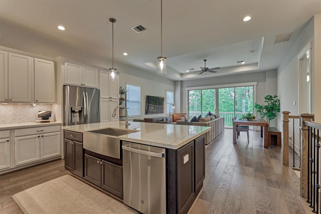 62 Dobbs View Lane, Spring, TX 77389