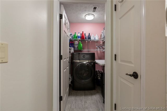 3616 Alyn Court, Jeffersonville, IN 47130