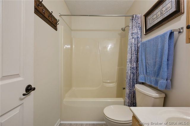 3616 Alyn Court, Jeffersonville, IN 47130