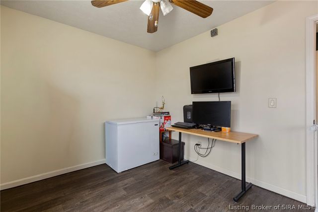 3616 Alyn Court, Jeffersonville, IN 47130