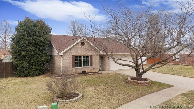 3616 Alyn Court, Jeffersonville, IN 47130