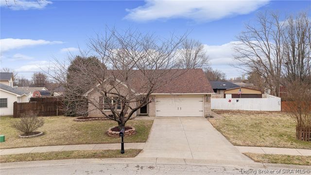 3616 Alyn Court, Jeffersonville, IN 47130