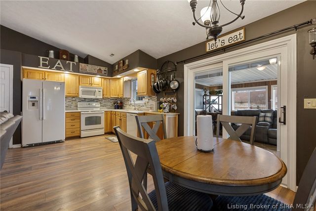 3616 Alyn Court, Jeffersonville, IN 47130