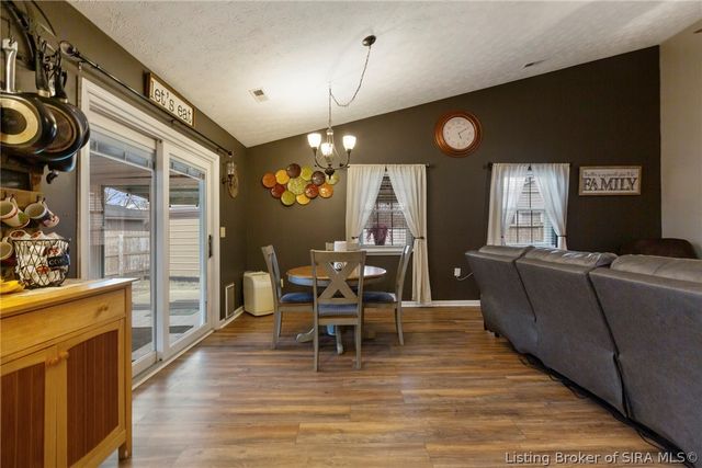 3616 Alyn Court, Jeffersonville, IN 47130