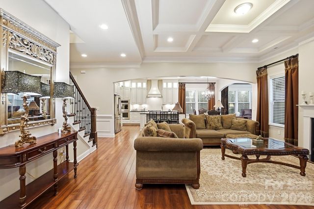 10018 Dressage Lane, Midland, NC 28107