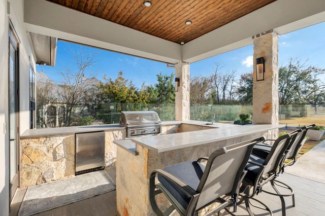 4711 Miramont Circle, Bryan, TX 77802