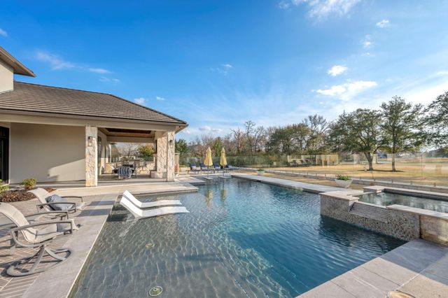4711 Miramont Circle, Bryan, TX 77802