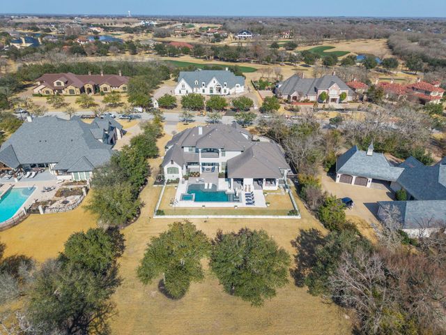 4711 Miramont Circle, Bryan, TX 77802