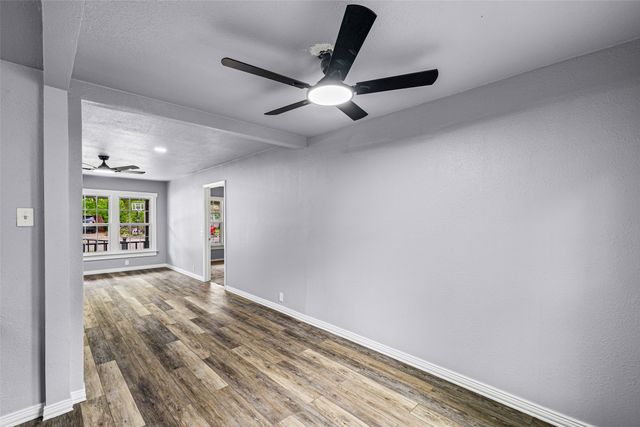 203 S Lancaster Street, Granbury, TX 76048