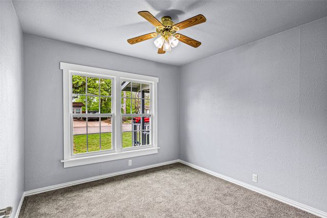 203 S Lancaster Street, Granbury, TX 76048