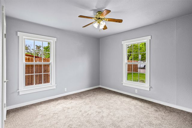 203 S Lancaster Street, Granbury, TX 76048