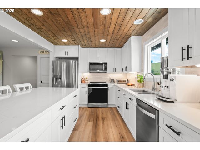 29420 Nw 11TH Ave, Ridgefield, WA 98642