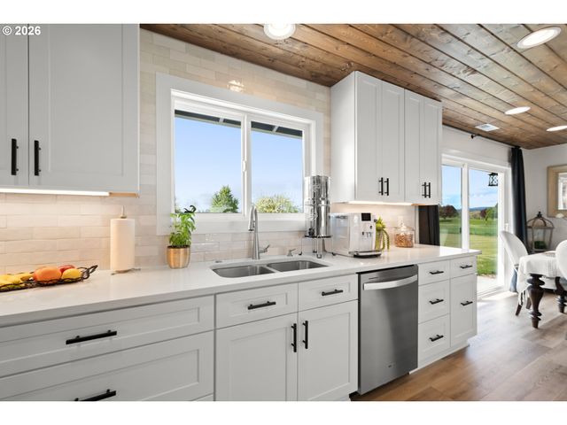 29420 Nw 11TH Ave, Ridgefield, WA 98642