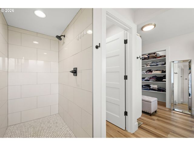 29420 Nw 11TH Ave, Ridgefield, WA 98642