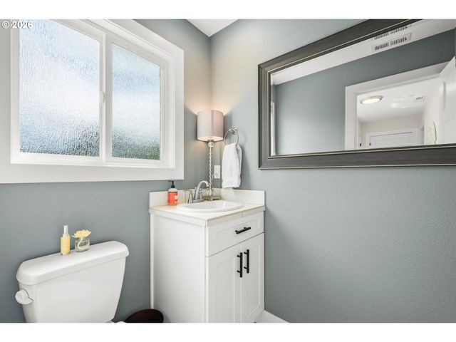 29420 Nw 11TH Ave, Ridgefield, WA 98642