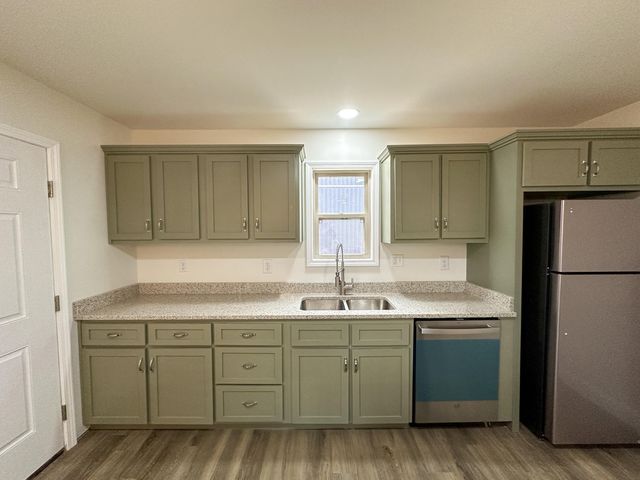 220 Newcomb Avenue, Mt Vernon, KY 40456