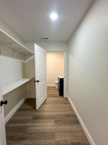 220 Newcomb Avenue, Mt Vernon, KY 40456