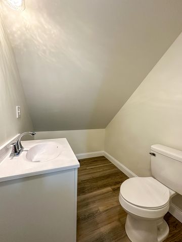 220 Newcomb Avenue, Mt Vernon, KY 40456