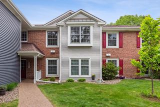 10911 Rhode Island Avenue S, Bloomington, MN 55438