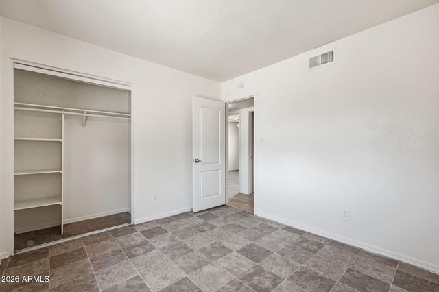 6452 W THOMAS Road, Phoenix, AZ 85033