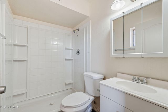 6452 W THOMAS Road, Phoenix, AZ 85033