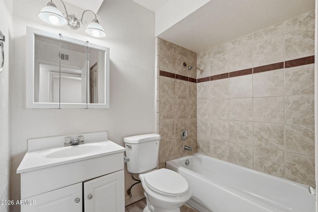6452 W THOMAS Road, Phoenix, AZ 85033