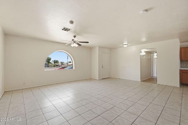6452 W THOMAS Road, Phoenix, AZ 85033