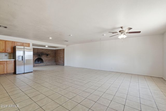 6452 W THOMAS Road, Phoenix, AZ 85033