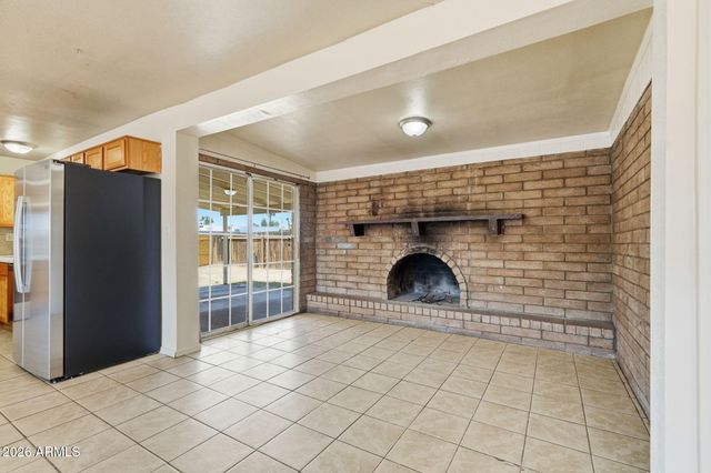 6452 W THOMAS Road, Phoenix, AZ 85033
