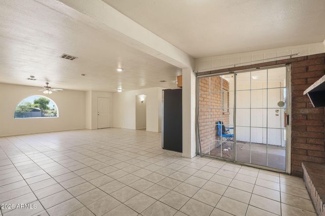 6452 W THOMAS Road, Phoenix, AZ 85033