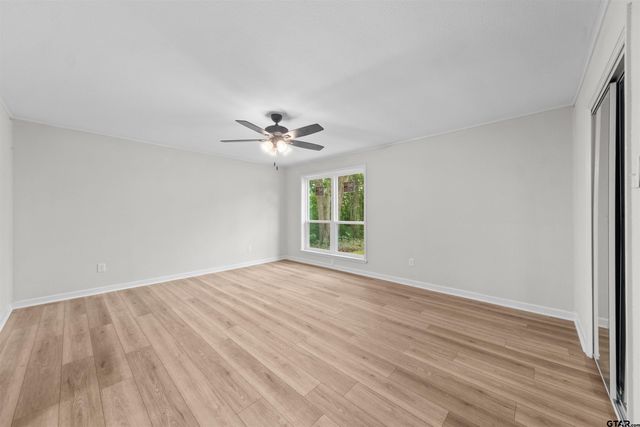 716 Range Rd, Palestine, TX 75801