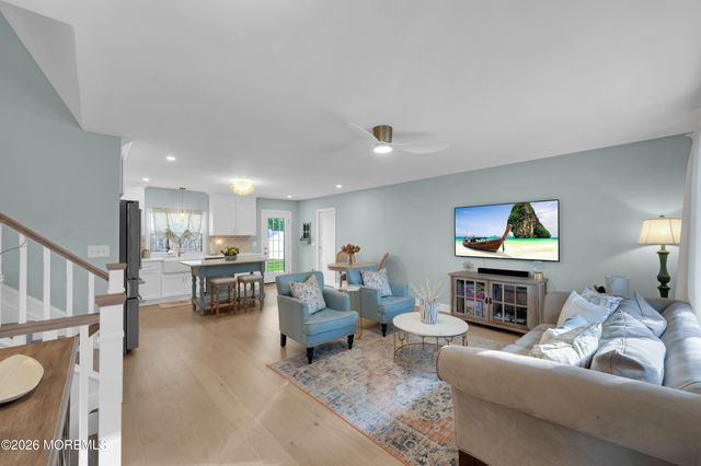939 Canton Drive, Toms River, NJ 08753