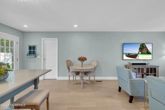 939 Canton Drive, Toms River, NJ 08753