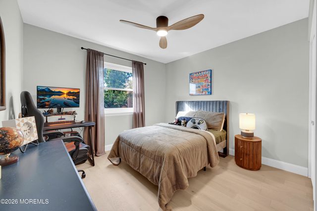 939 Canton Drive, Toms River, NJ 08753
