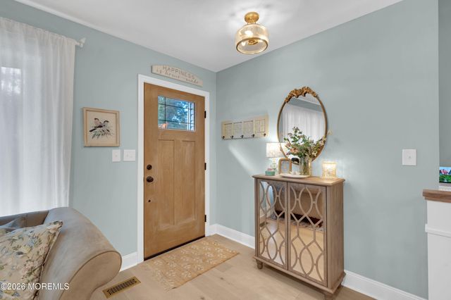 939 Canton Drive, Toms River, NJ 08753
