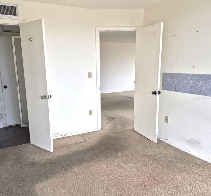 Image 24 of property listing at 500 N OSCEOLA AVENUE 510, Clearwater, FL 33755