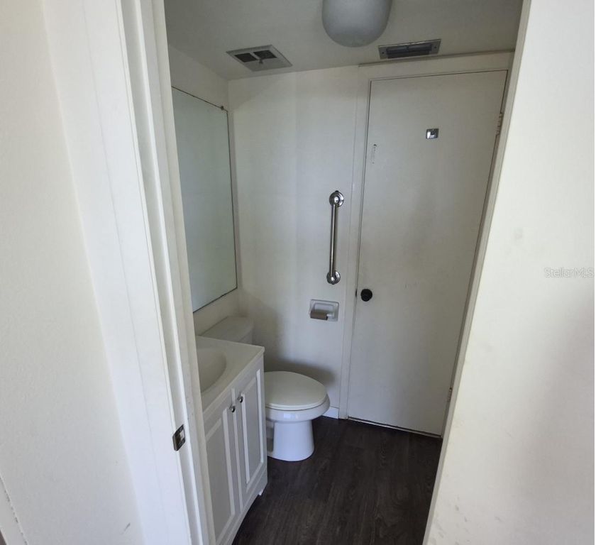 Image 25 of property listing at 500 N OSCEOLA AVENUE 510, Clearwater, FL 33755