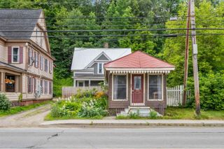 376 Portland Street, St. Johnsbury, VT 05819