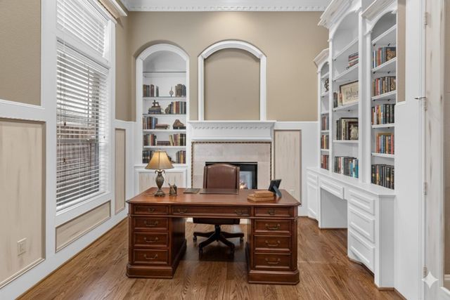 5411 Leopold Dr, Houston, TX 77021