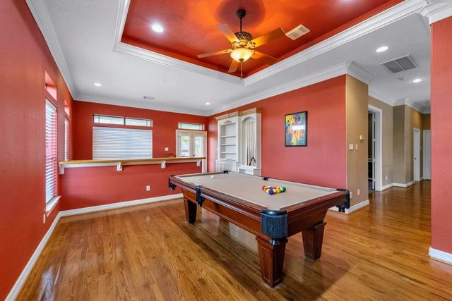 5411 Leopold Dr, Houston, TX 77021