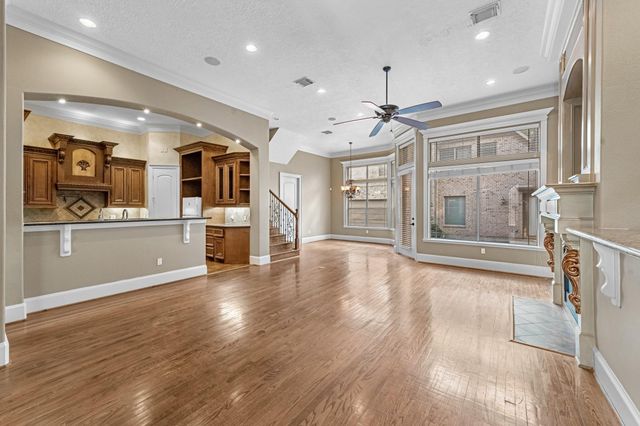 5411 Leopold Dr, Houston, TX 77021