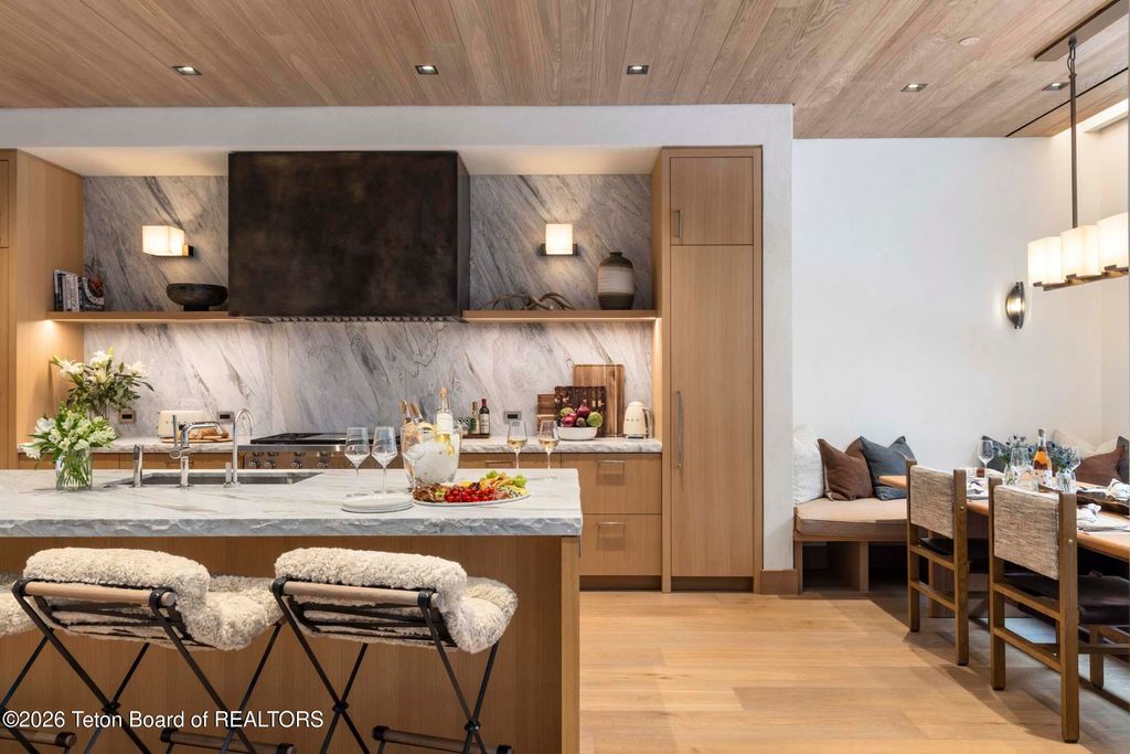 3355 CODY Lane 465, Teton Village, WY 83025 photo 11