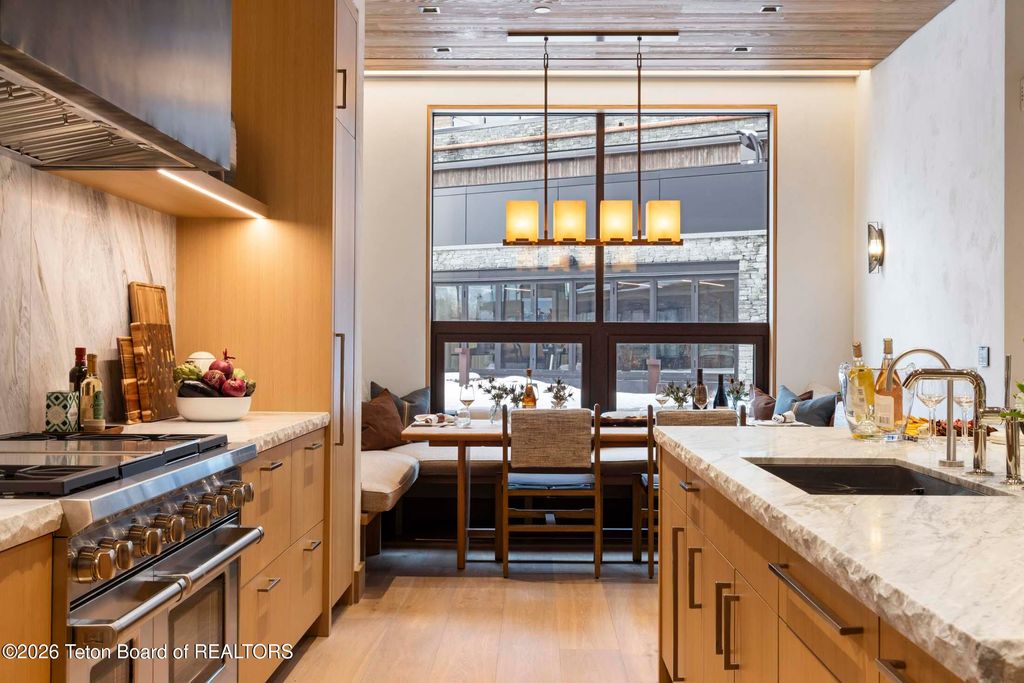 3355 CODY Lane 465, Teton Village, WY 83025 photo 15