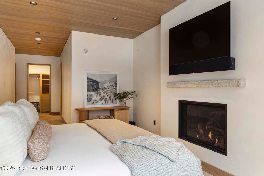 3355 CODY Lane 465, Teton Village, WY 83025 photo 26