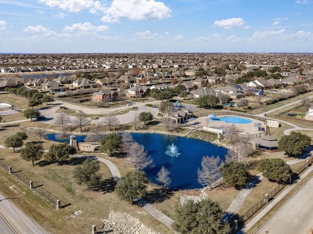 705 Santa Rosa Drive, Fort Worth, TX 76052