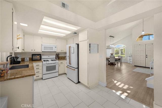 7077 Campbell, Rancho Cucamonga, CA 91701